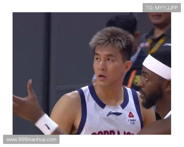 郭艾伦半场12分钟出战贡献7分4篮板1助攻 状态逐渐回升助力球队表现